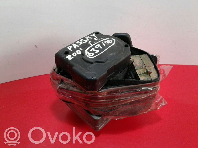 Volkswagen PASSAT B5.5 Rear seatbelt 