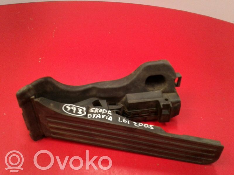 Skoda Octavia Mk2 (1Z) Gaspedal 