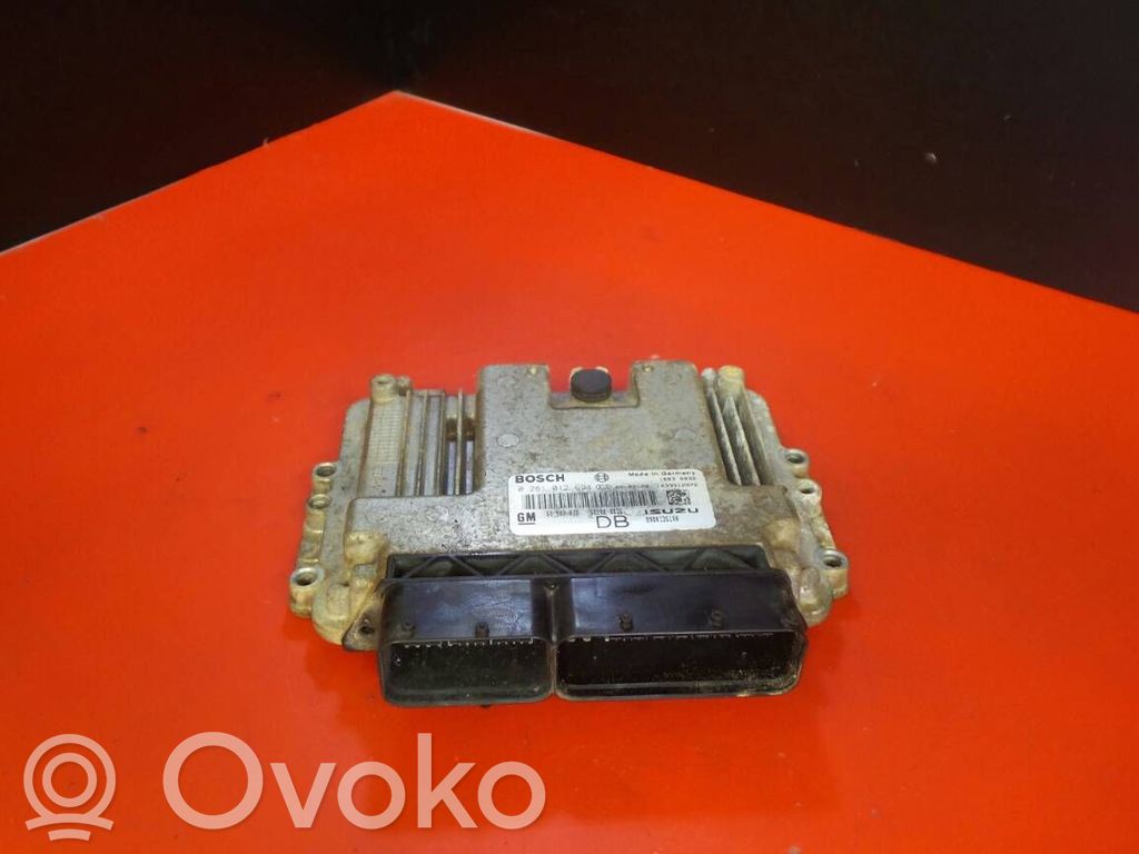 Sterownik / Moduł ECU   0281012694,133,250155,DTH,GM55560810