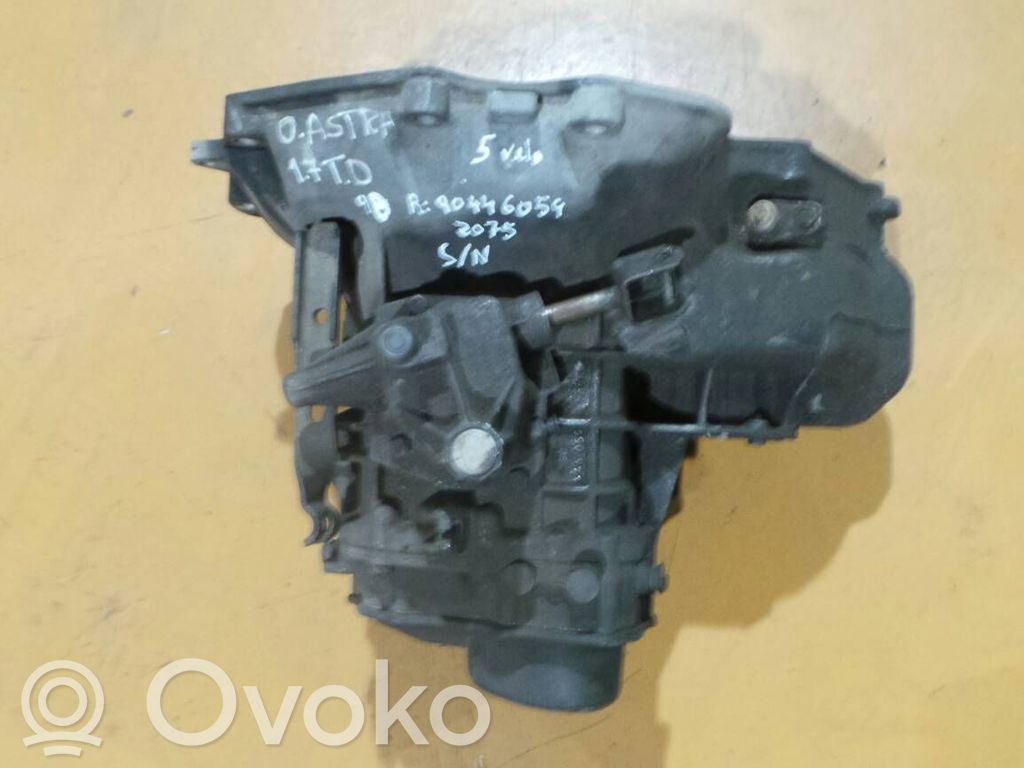 Opel Astra F Caja de cambios manual de 5 velocidades 