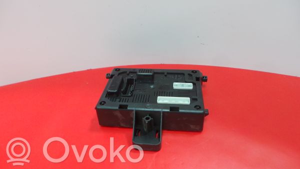 Renault Clio III Mukavuusmoduuli 