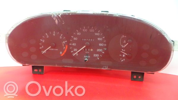 Mazda 323 Speedometer (instrument cluster) 