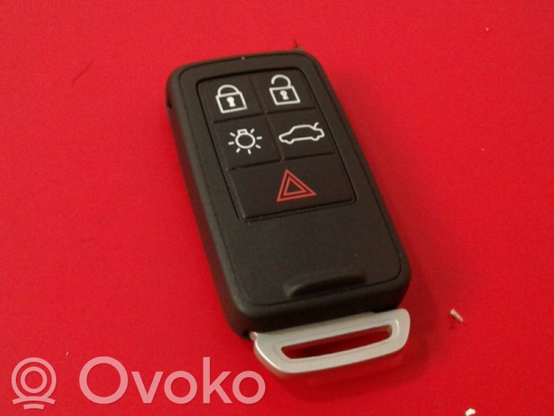 Volvo V40 Virta-avain/kortti 