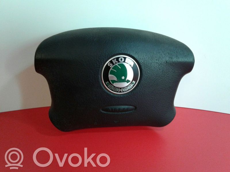 Skoda Octavia Mk2 (1Z) Ohjauspyörän turvatyyny 