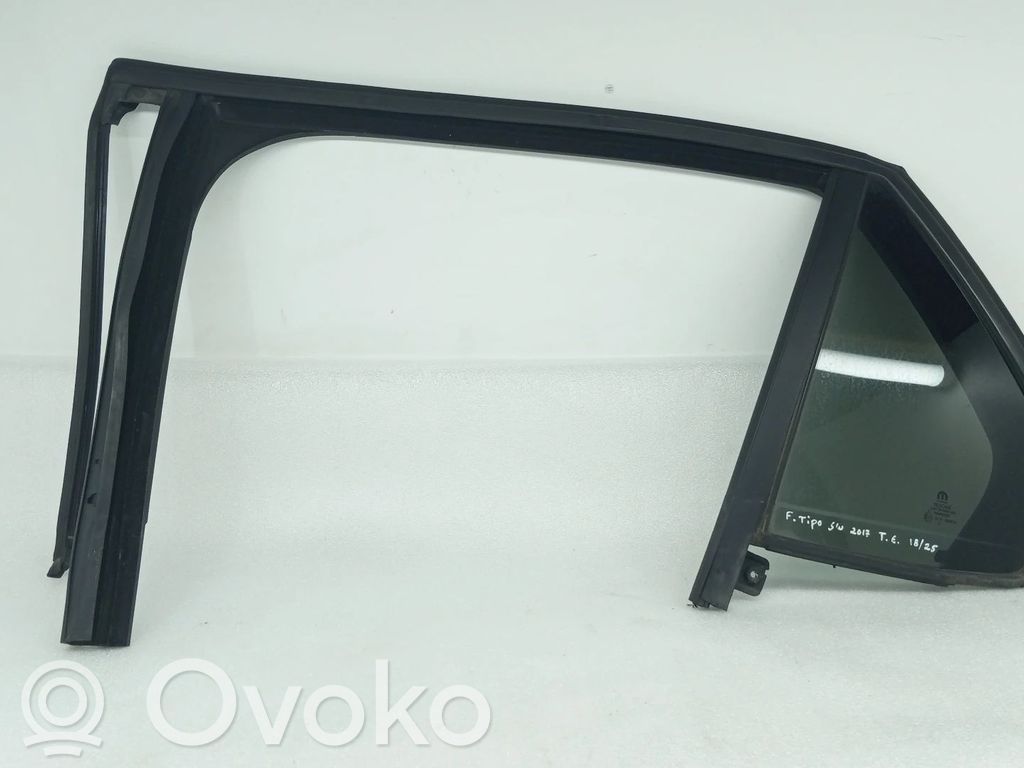 Rear side window   DOT766M321AS3,E243R002412