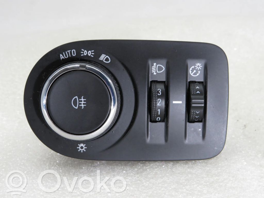 Opel Astra K Comutator lumini 