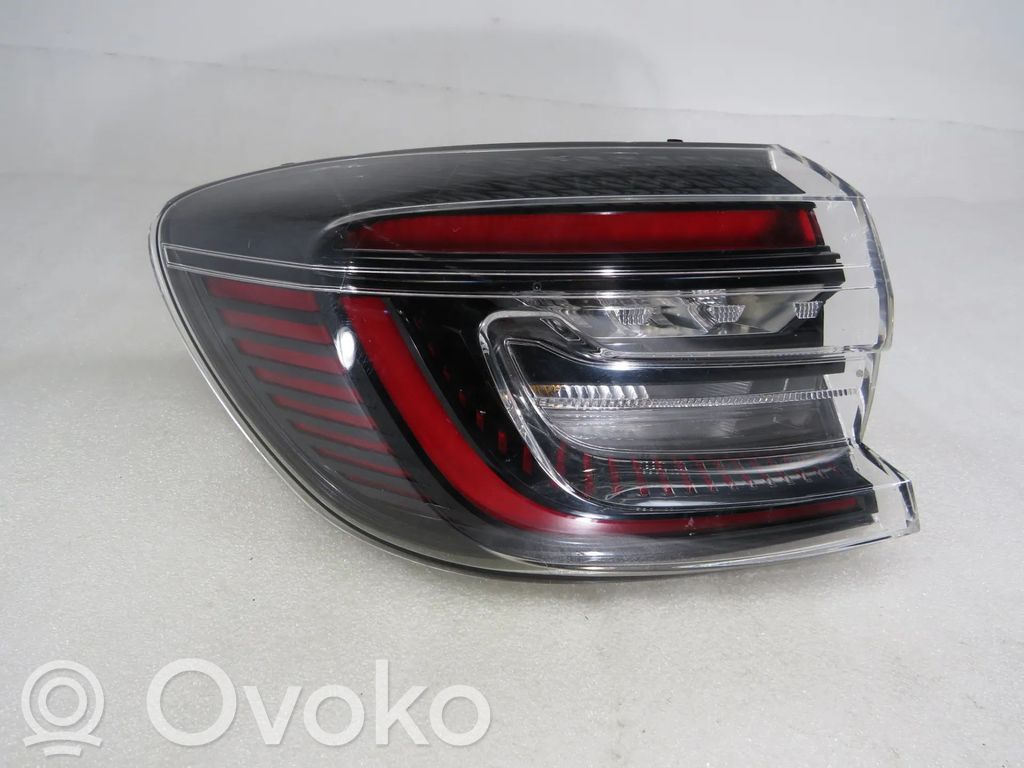 Renault Clio V Tailgate rear/tail lights 