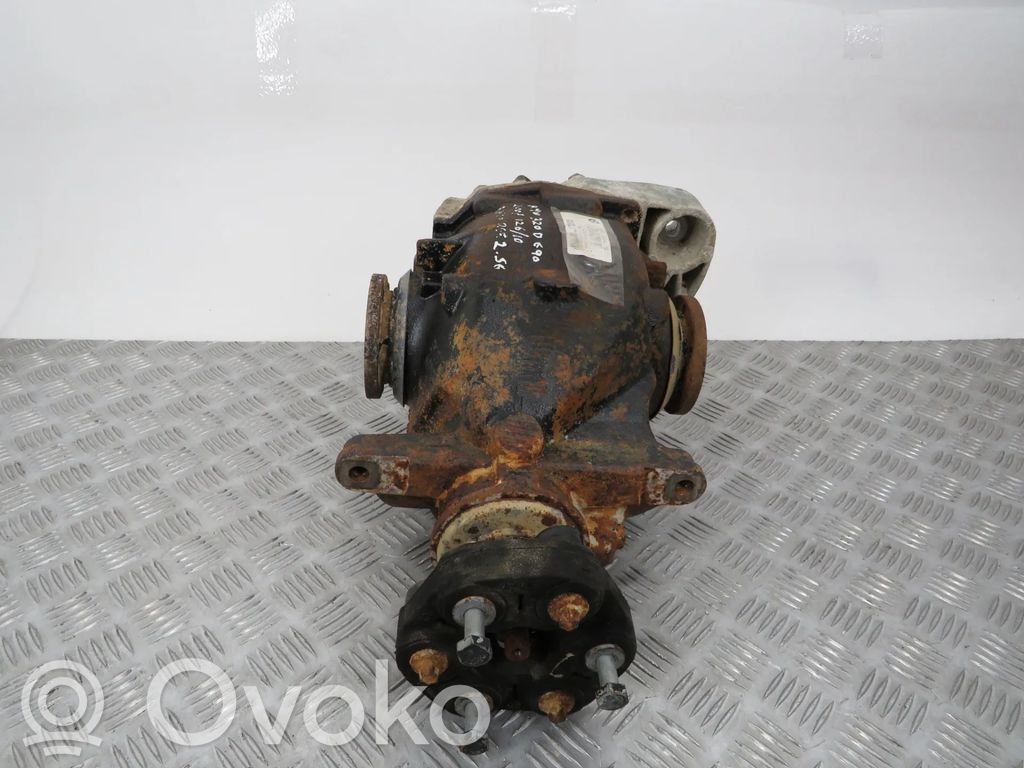 BMW 3 E90 E91 Rear differential 