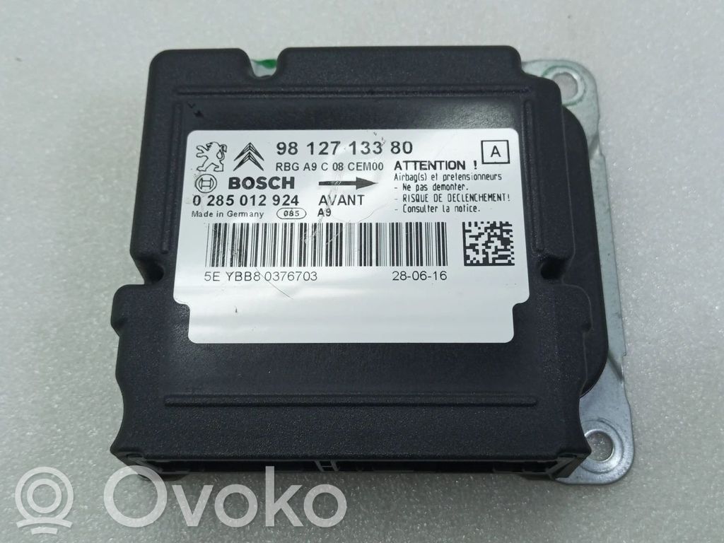 Peugeot 208 I Airbag control unit/module 