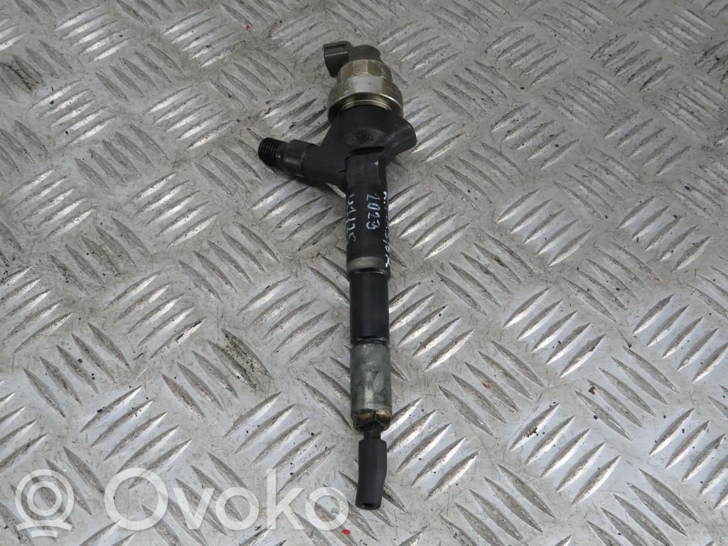 Renault Master III Inyector de combustible 