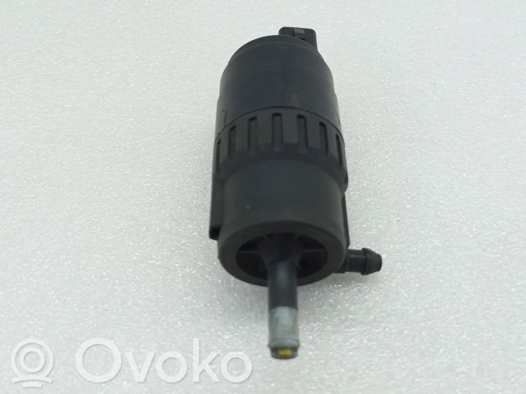 Citroen Relay III Windscreen/windshield washer pump 