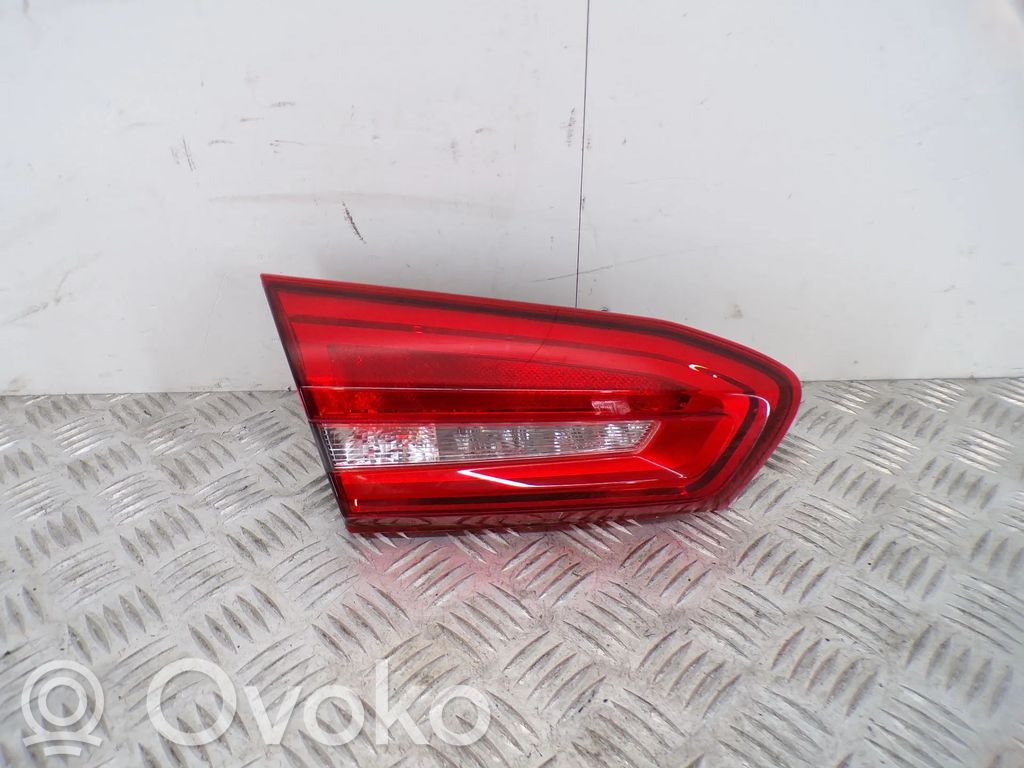 Ford Focus Tailgate rear/tail lights 