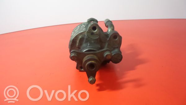 Ohjaustehostimen pumppu   382