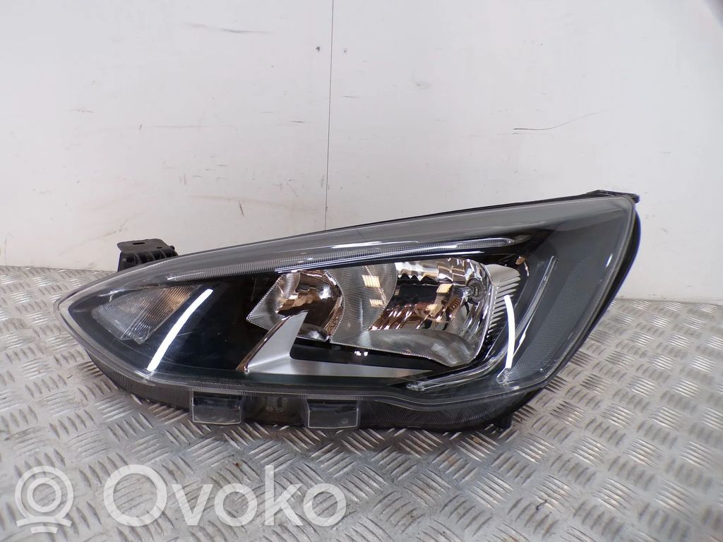 Headlight/headlamp   JX7B13W030CE