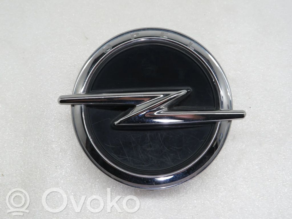 Opel Corsa F Uchwyt / Rączka zewnętrzna otwierania klapy tylnej / bagażnika 