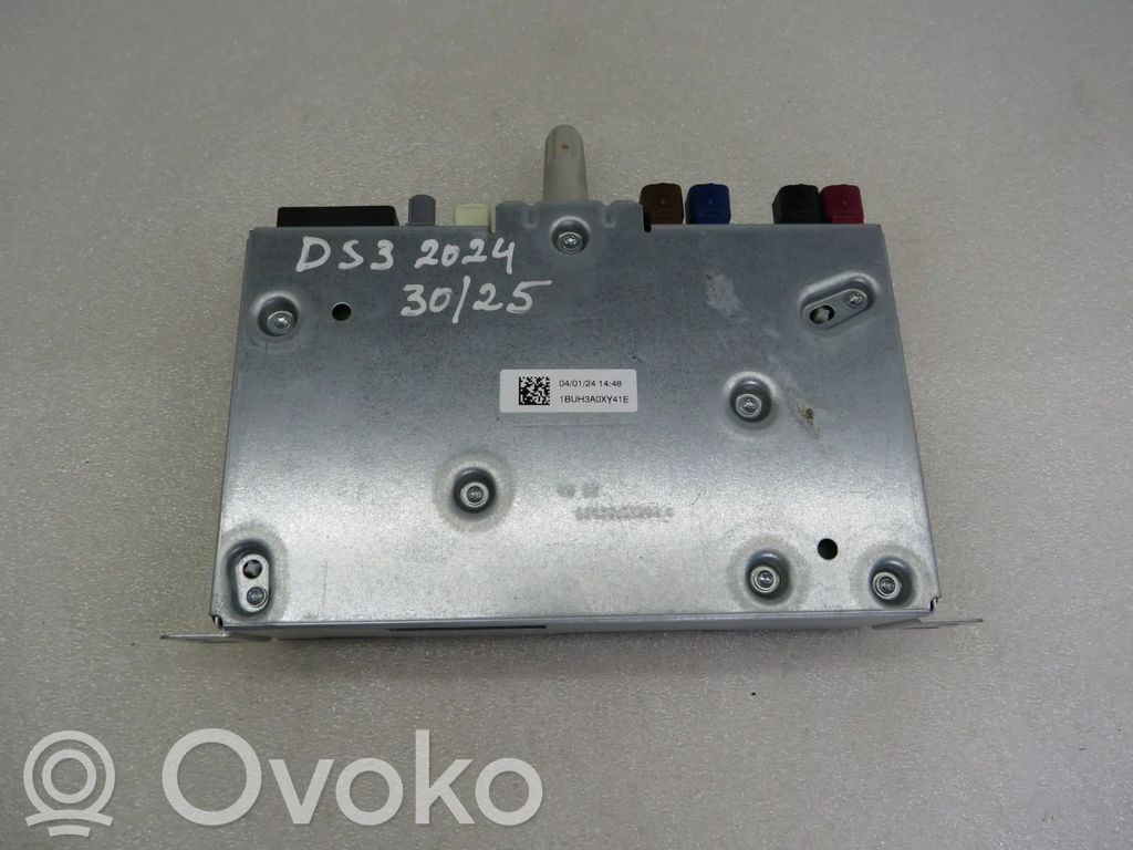 DS Automobiles 3 Crossback Panel / Radioodtwarzacz CD/DVD/GPS 