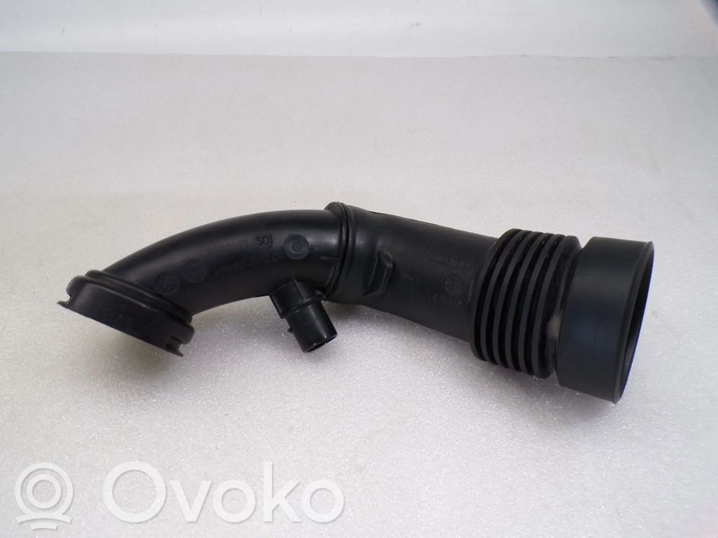 Turboahtimen ilmanoton letku   1160117