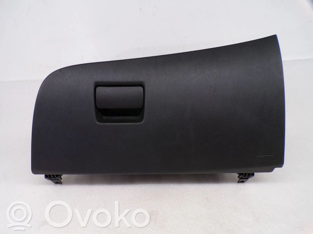 Opel Insignia B Schowek deski rozdzielczej 