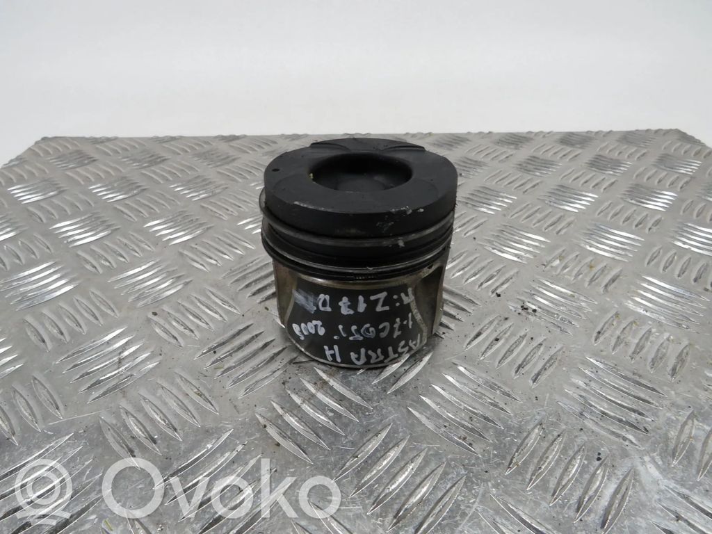 Piston