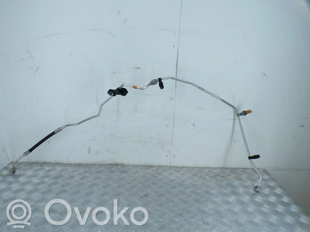 Peugeot 208 I Ilmastointilaitteen putki (A/C) 