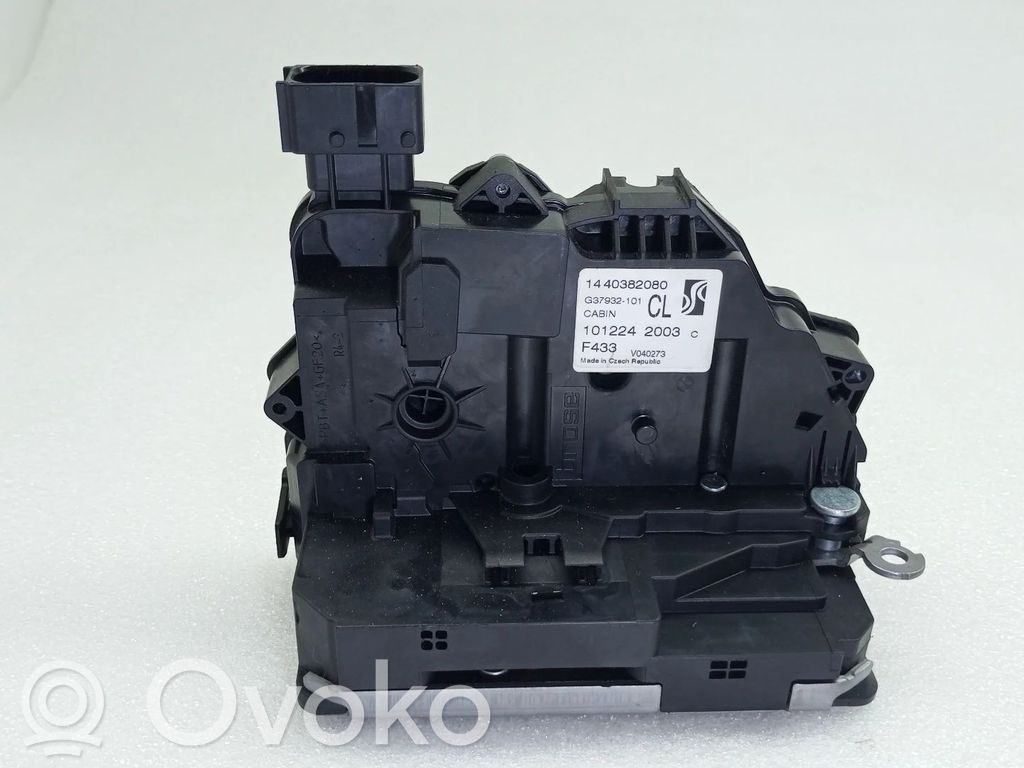 Etuoven lukko   1440382080