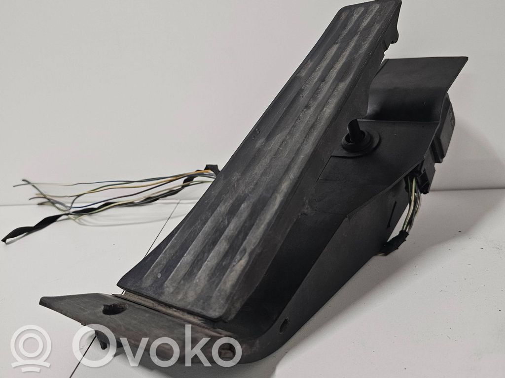 Accelerator throttle pedal   PP30GF