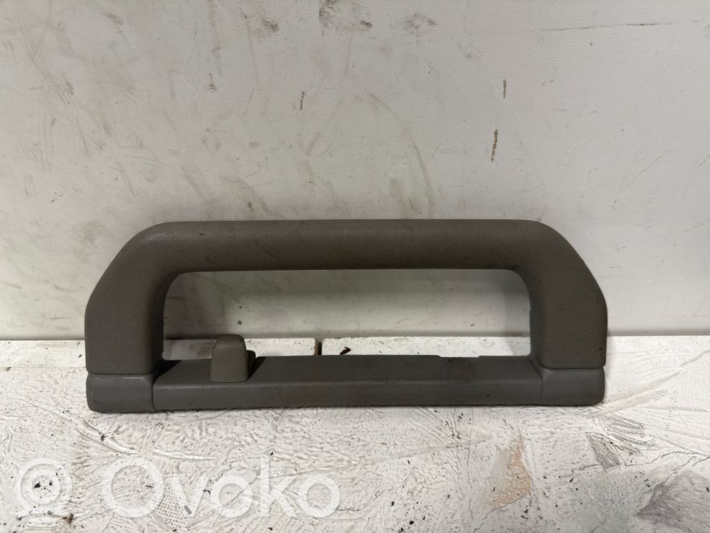 Rankenėlė galinė   8102403
