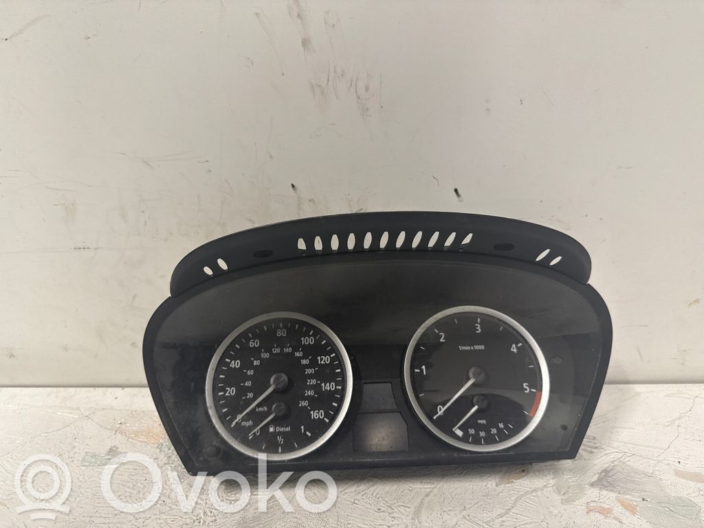 BMW 5 E60 E61 Speedometer (instrument cluster) 