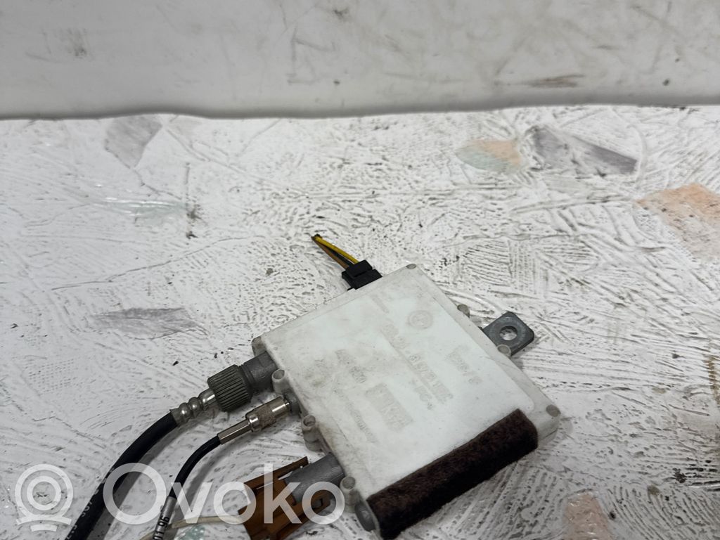 BMW 3 E36 Amplificator antenă aeriană 