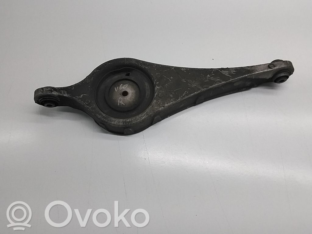 Volvo V60 Górny wahacz tylny 