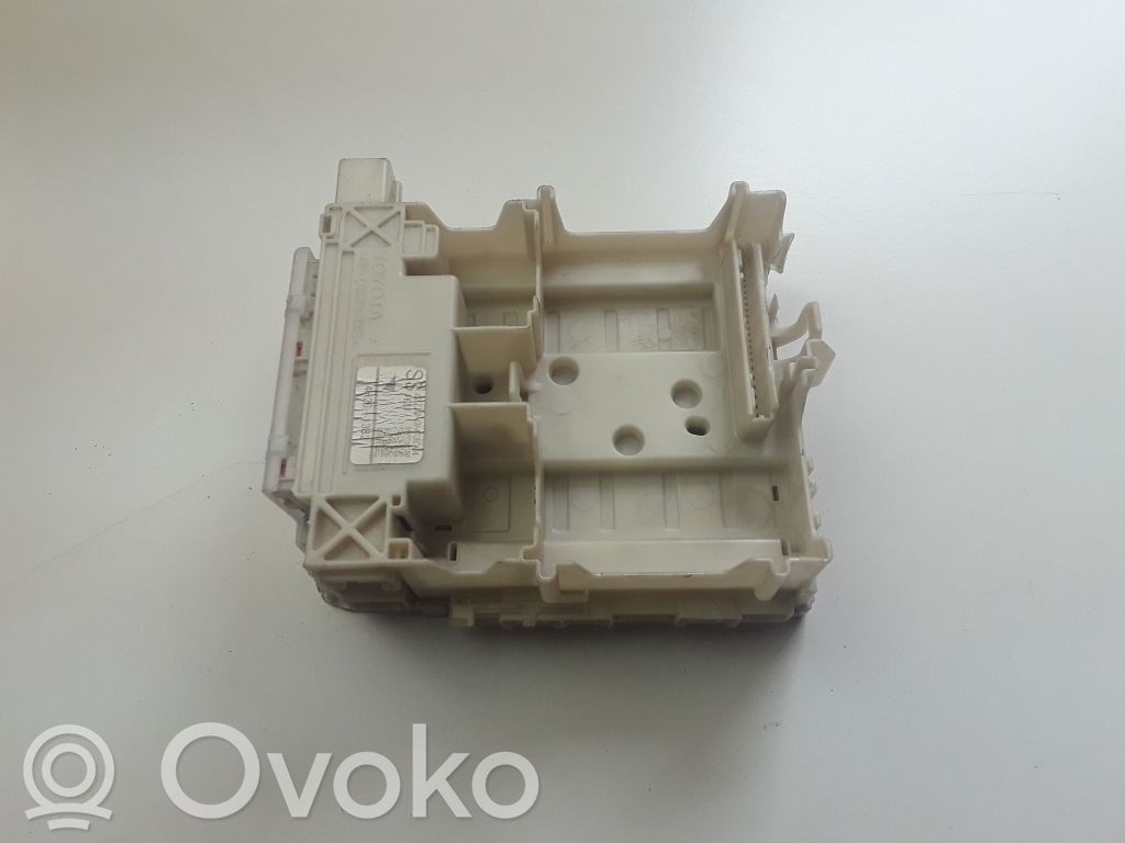 Toyota Aygo AB40 Fuse module 