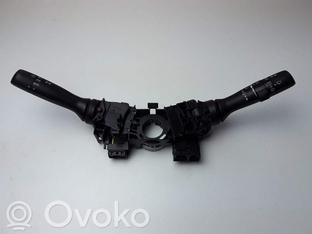 Subaru Forester SK Manetka / Przełącznik kierunkowskazów wycieraczek 