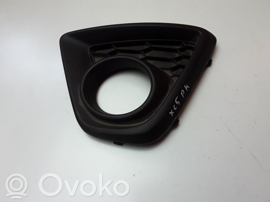 Mazda CX-5 Etupuskurin alempi jäähdytinsäleikkö 