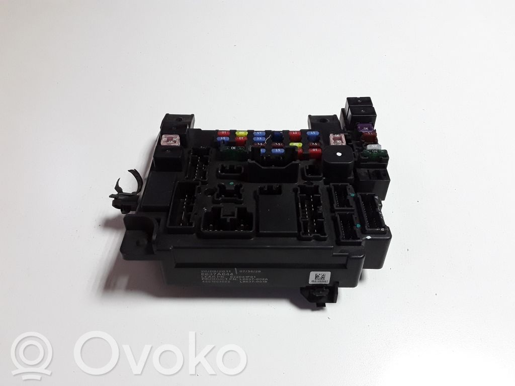 Citroen C-Crosser Sulakemoduuli 