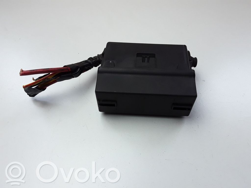 Opel Corsa E Fuse module 