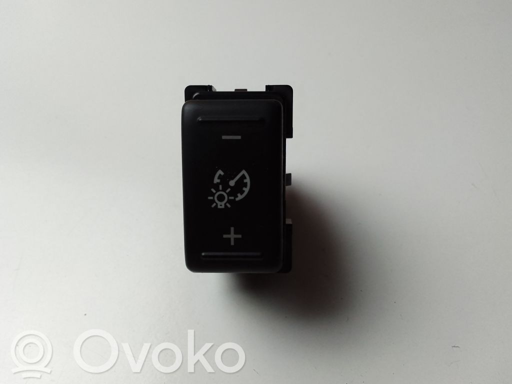 Nissan Navara D23 Interruptor de control del panel de luces 