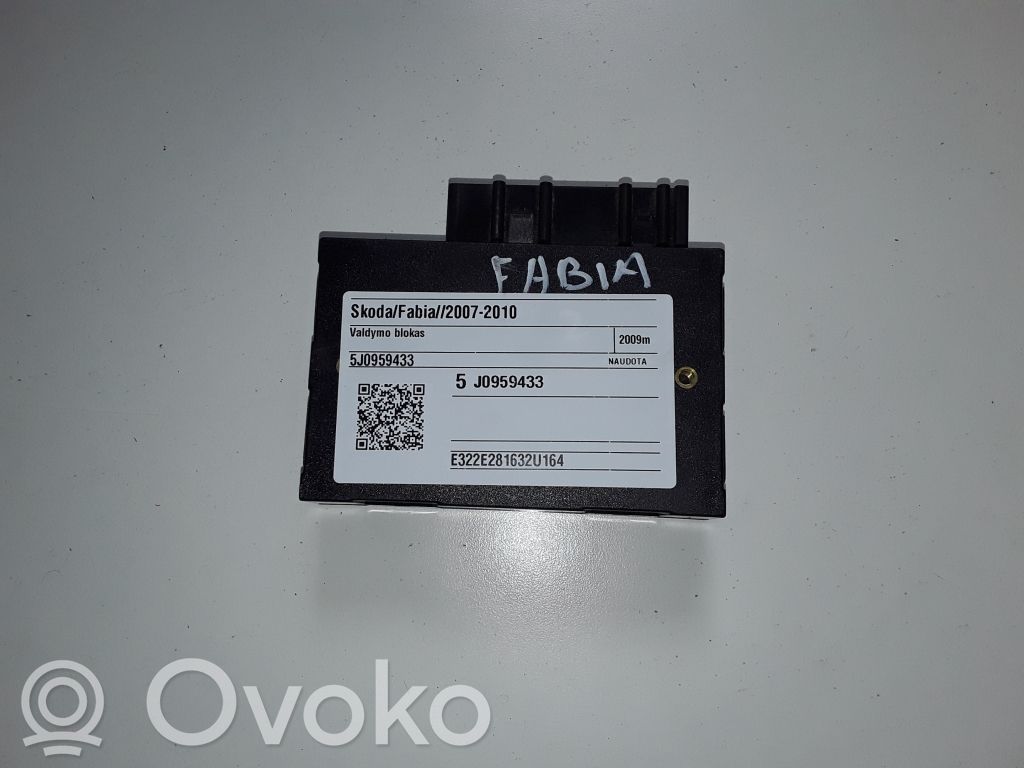 Skoda Fabia Mk2 (5J) Kiti valdymo blokai/ moduliai 