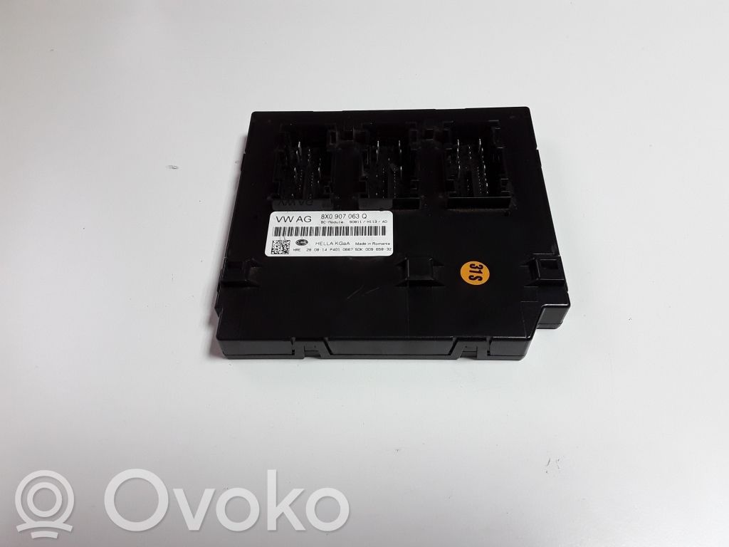 Mukavuusmoduuli   8X0907063Q