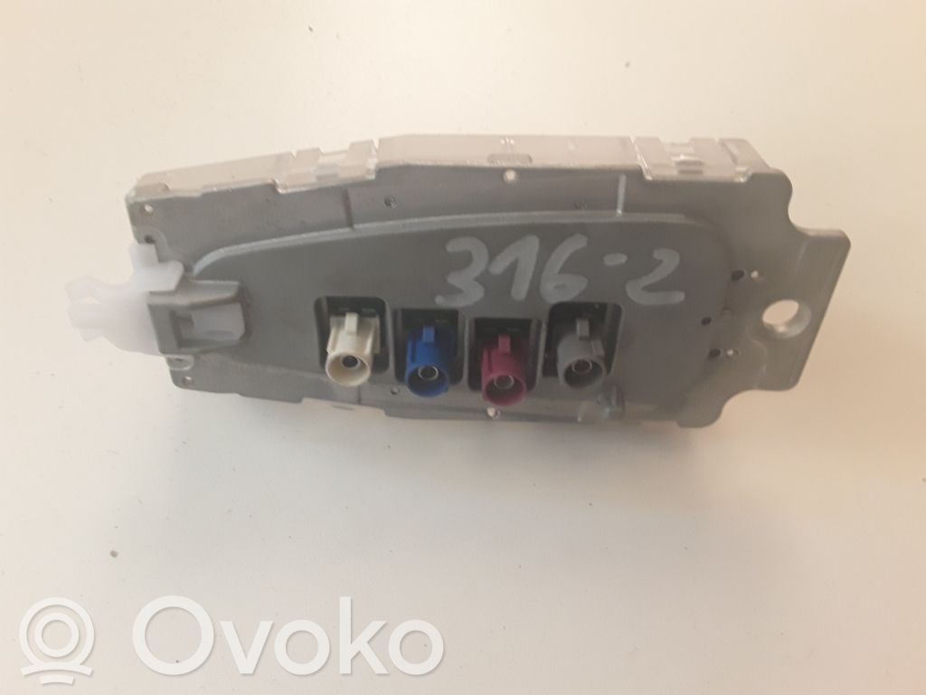 BMW 3 F30 F35 F31 Antena GPS 