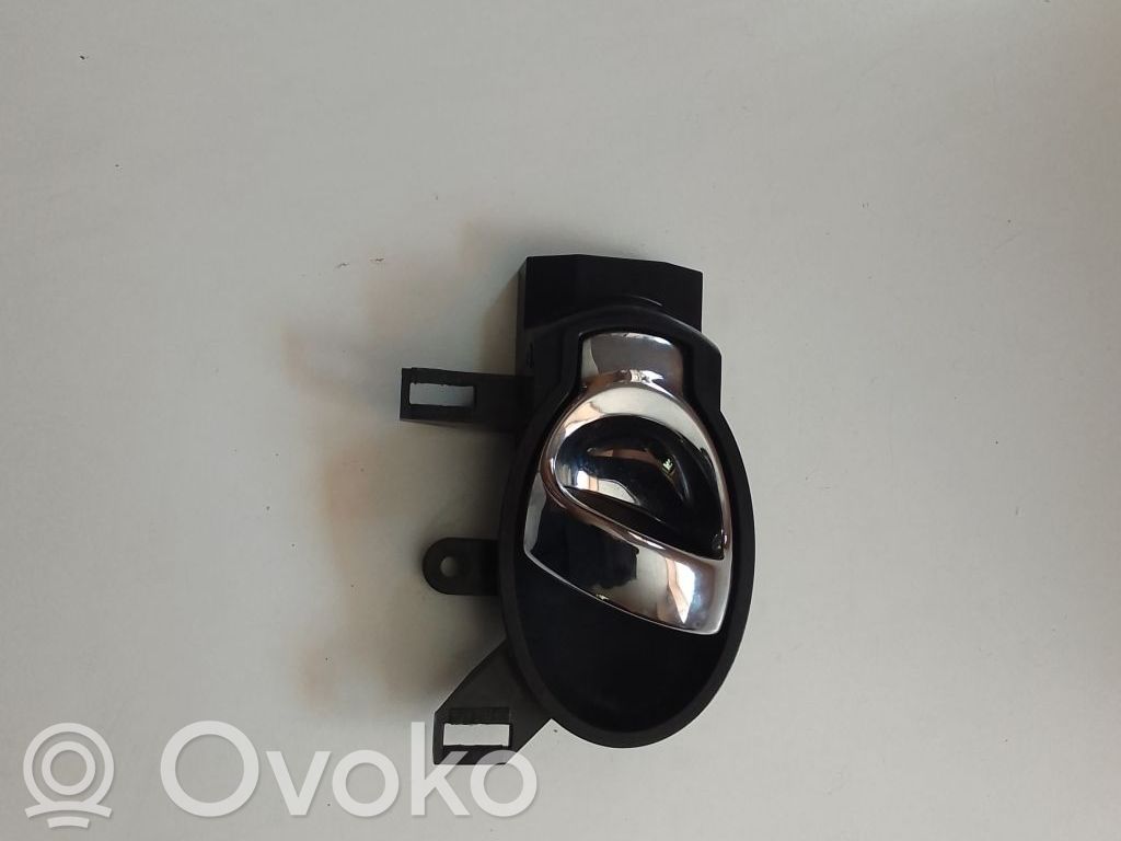 Nissan Juke I F15 Front door interior handle 