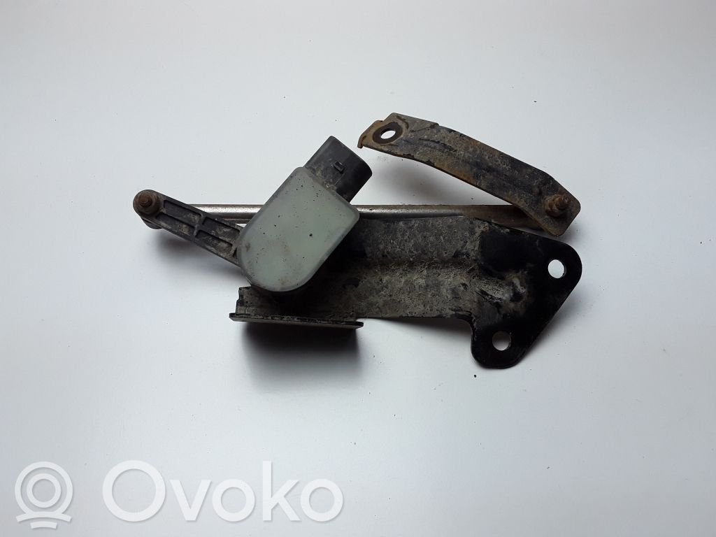 Nissan Navara D23 Rear air suspension level height sensor 