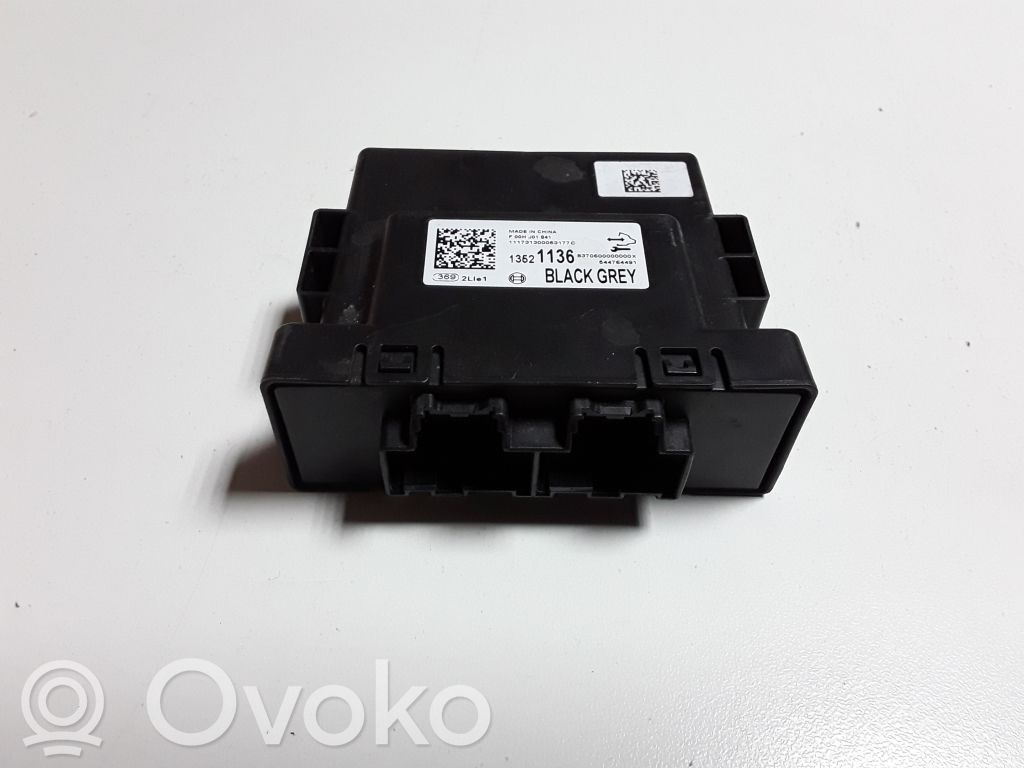 Opel Astra K Gateway control module 