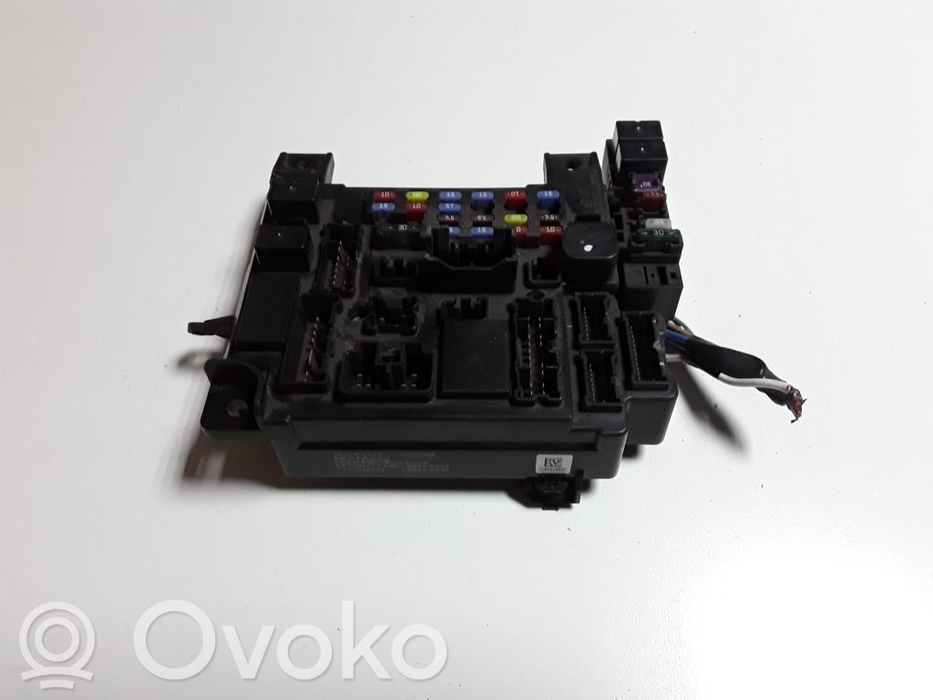 Mitsubishi ASX Fuse module 