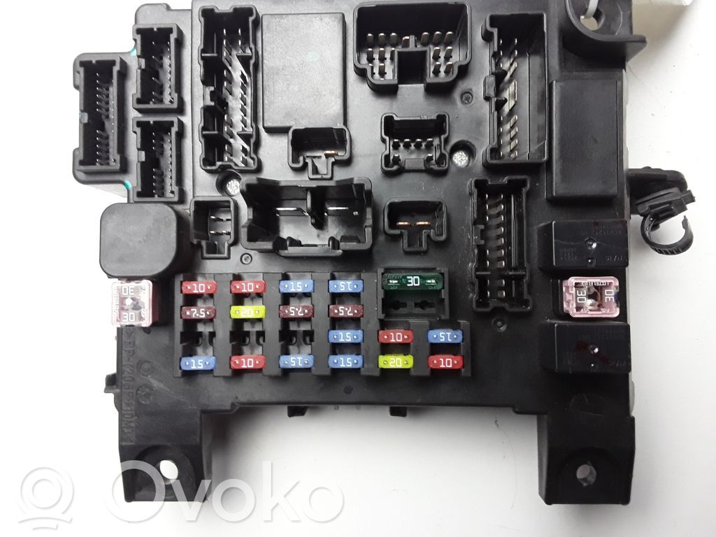 Mitsubishi ASX Fuse module 