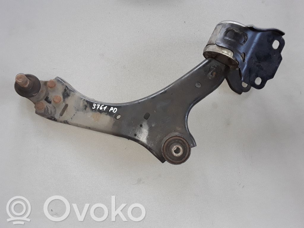 Volvo XC70 Basculă inferioară față 