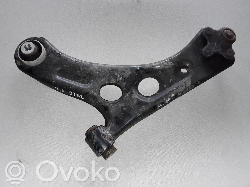 Opel Corsa F Querlenker Achsschenkel vorne 