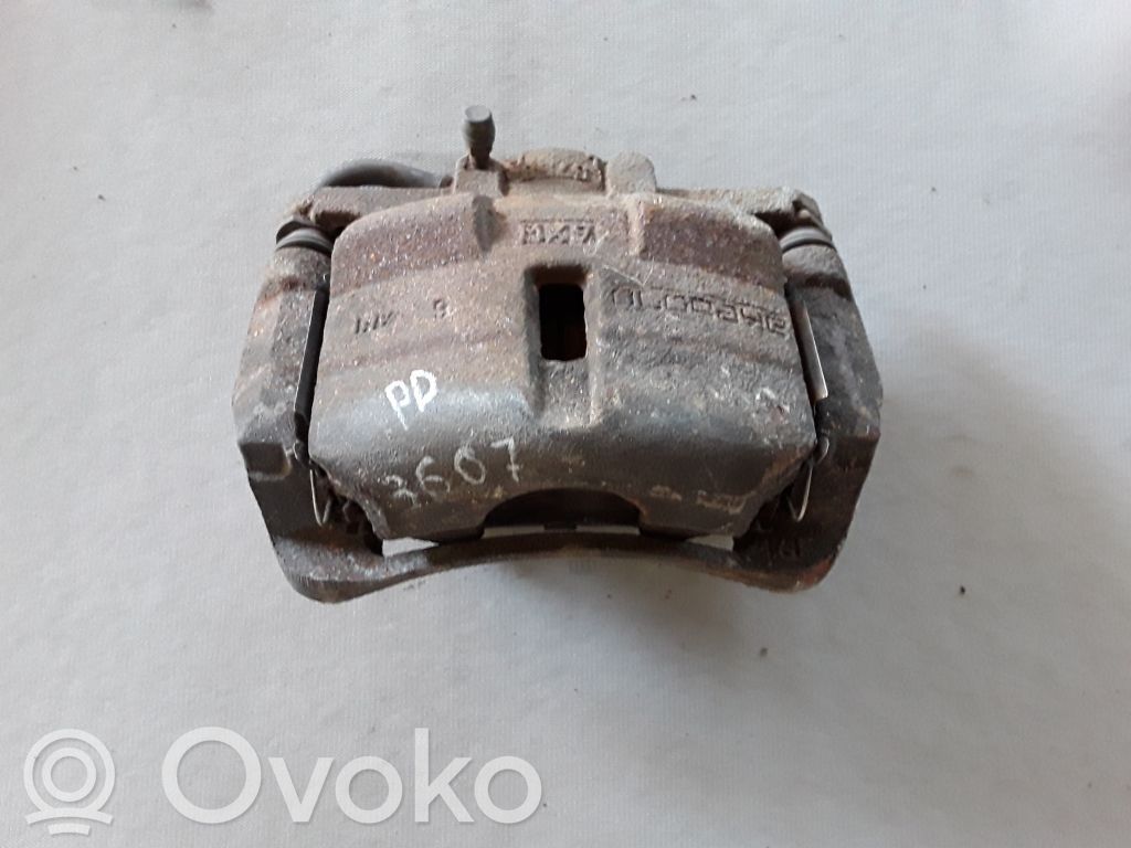 Nissan Qashqai Передний суппорт 