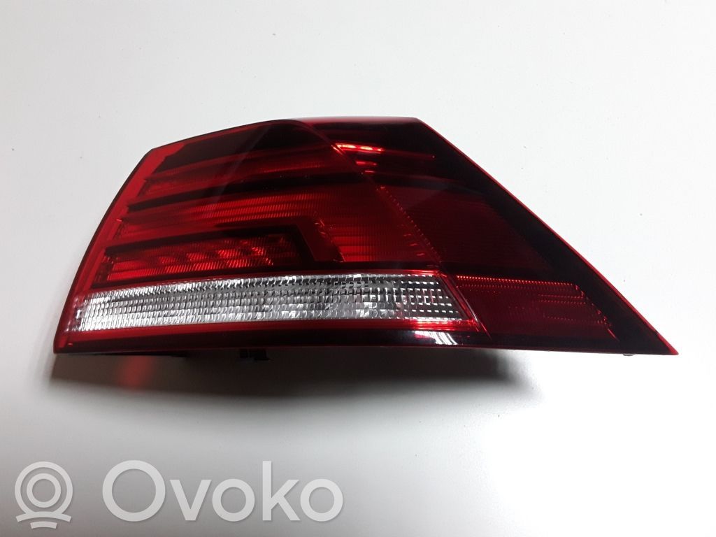 Volkswagen Golf VII Lampa tylna 