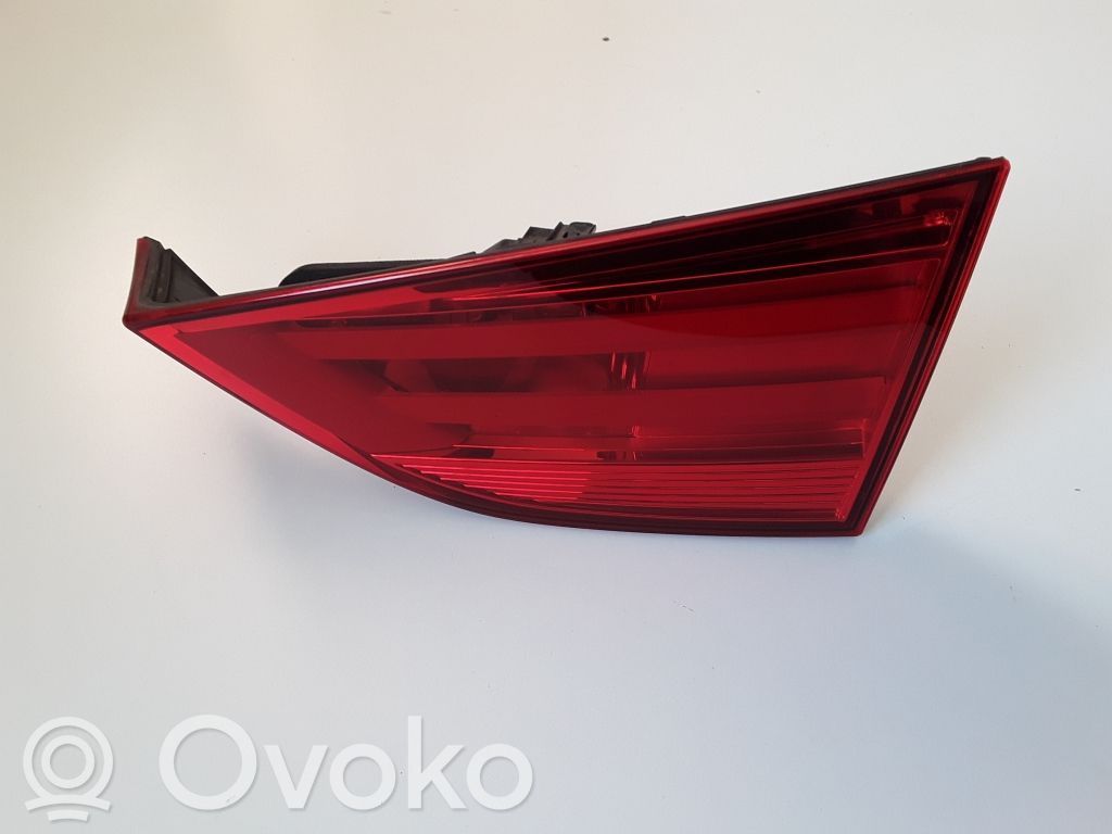 BMW X1 E84 Takaluukun takavalot 