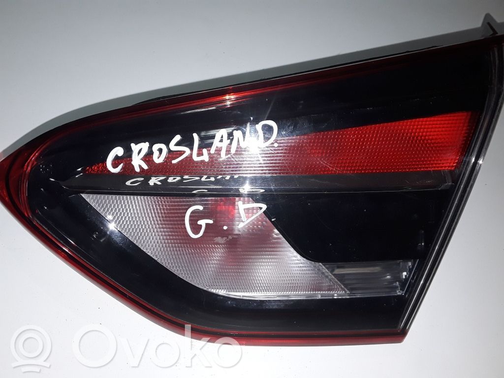 Opel Crossland X Takaluukun takavalot 
